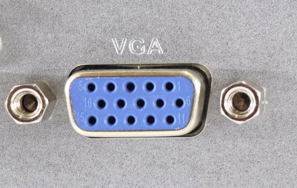 پورت VGA در دستگاه ضبط کننده 4 کانال XVR داهوا مدل XVR 1A04