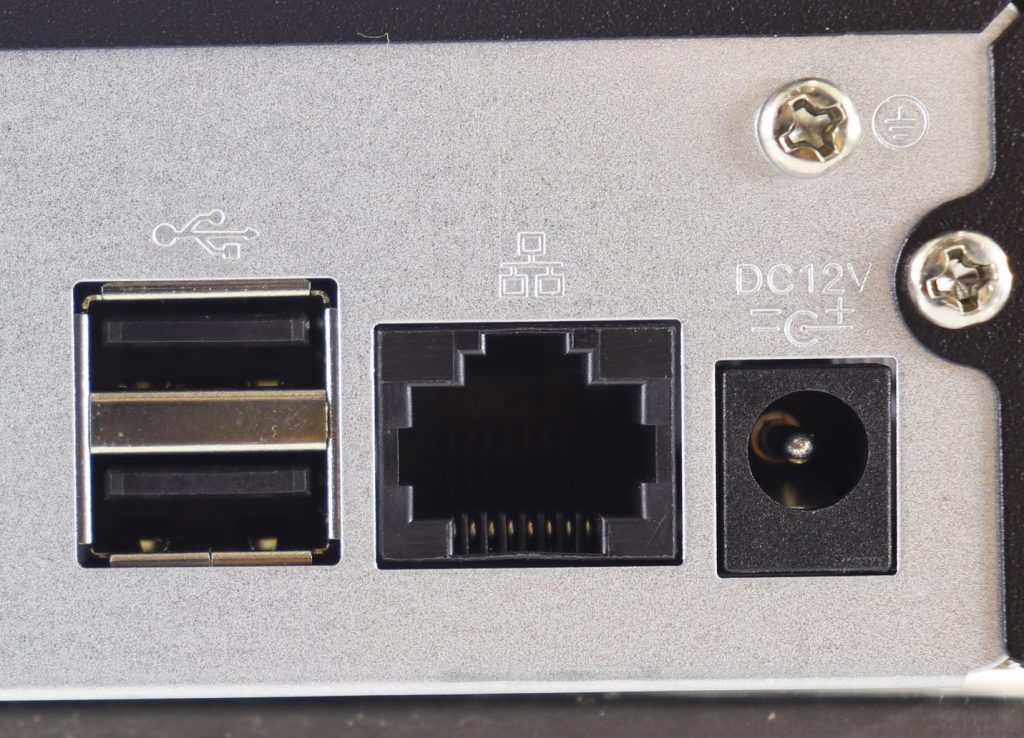 پورت شبکه در دستگاه ضبط کننده 4 کانال XVR داهوا مدل XVR 1A04