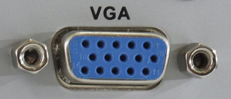 پورت VGA در دستگاه 4 کانال XVR داهوا مدل DAHUA XVR 5104 HS X1